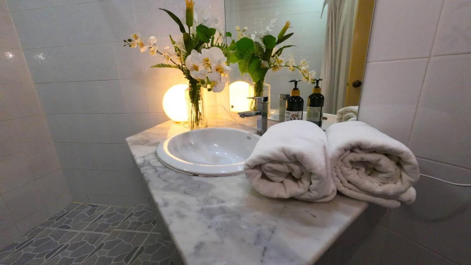 Cozy 1Br Walk To Bts And Airport Rail Link Close To Malls G7 방콕 외부 사진